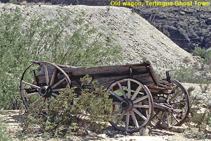 Old wagon, Terlingua Ghost Town, TX, USA Old wagon, Terlingua Ghost Town, TX, USA