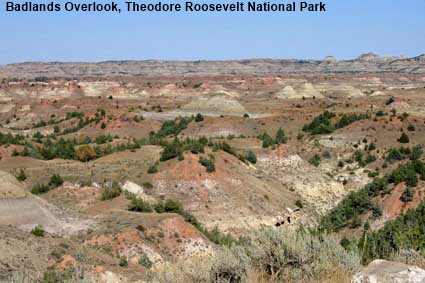 N Dakota Badlands Overlook, Theodore Roosevelt National Park, ND, USA