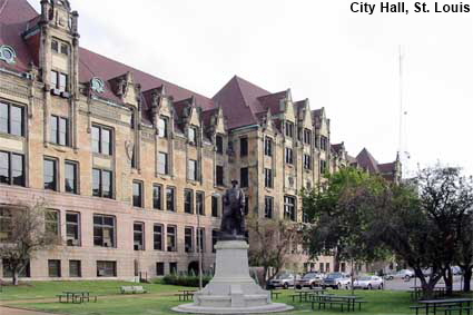 City Hall & Laclede statue, St. Louis, Missouri, USA