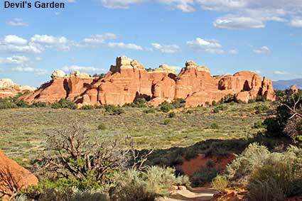 Devil's Garden, Arches National Park, UT, USA Devil's Garden, Arches National Park, UT, USA