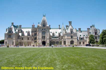  Biltmore House from the Esplanade, Asheville, NC, USA.jpg