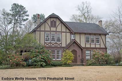 Eudora Welty House, 1119 Pinehurst Street, Jackson, MS, USA