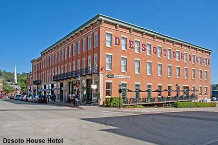 Desoto House Hotel, Main Street, Galena, IL, USA