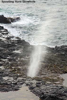  Spouting Horn blowhole, Kauai, HI, USA
