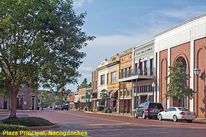 Plaza Principal, Nacogdoches, TX, USA 